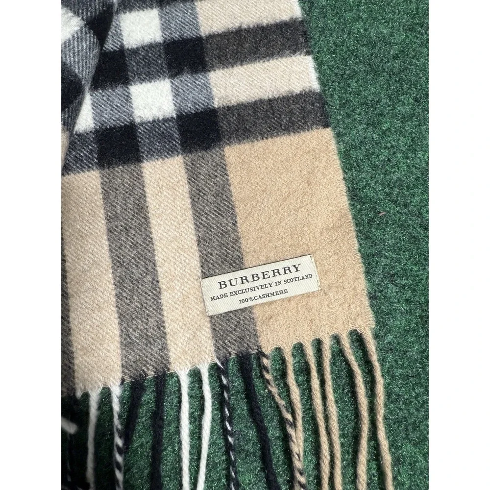 Burberry Made in Scotland 100% Cashmere Plaid Scarf 94x6 Nova Check Beige‎